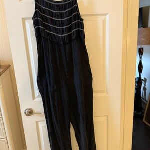 Black Sleeveless Jumpsuit